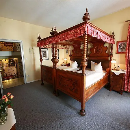 Alte Thorschenke מלון קוכם