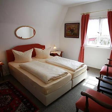 Alte Thorschenke Отель Кохем