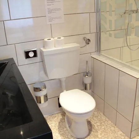 Alte Thorschenke 酒店