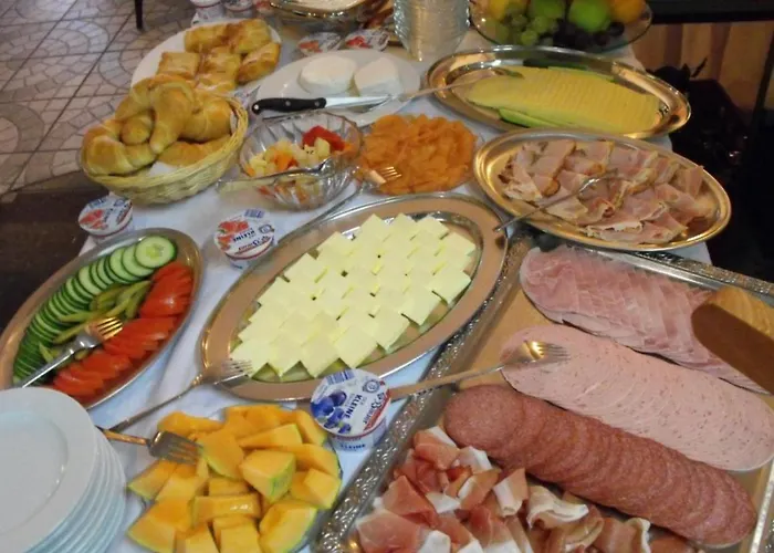 מלון Alte Thorschenke 3*